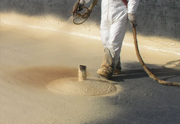 What are the benefits to spray foam roofing in Richmond?